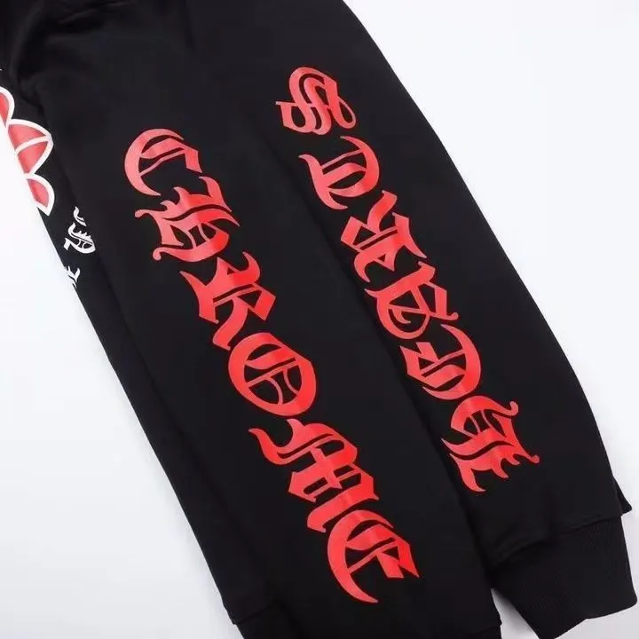 Q29—P230 -Chrome Hearts/Chrome Hearts printed zipper sweatshirt cardigan jacket -420 grams of high-density, high-quality wool, soft, delicate and skin-friendly, soft and silky to the touch, warm and skin-friendly -The hardware zipper accessories are all customized and full of details -Colour: black white -Size: S M L XL
